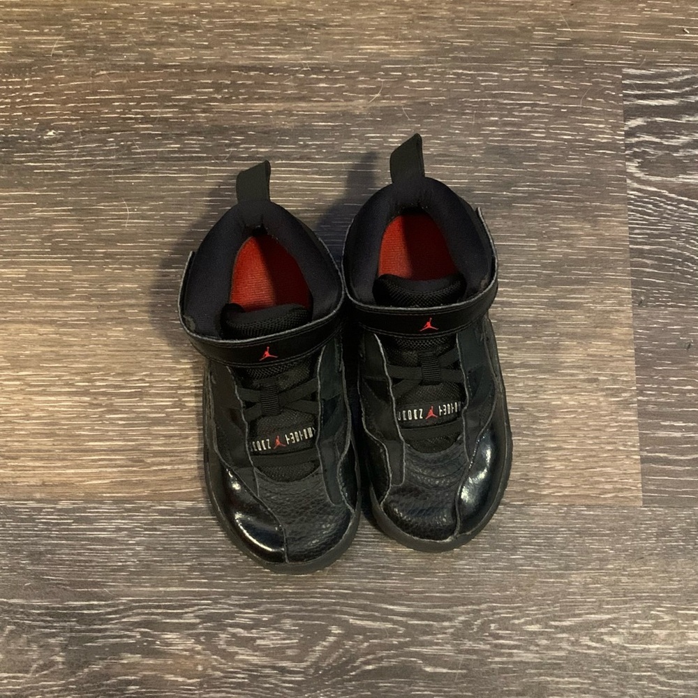 Jordan Kids Black and Red Sneakers